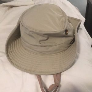 Tilley hat